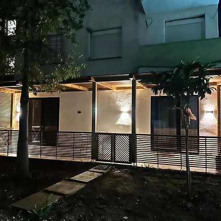 Seahana Apartment Himare Esterno foto